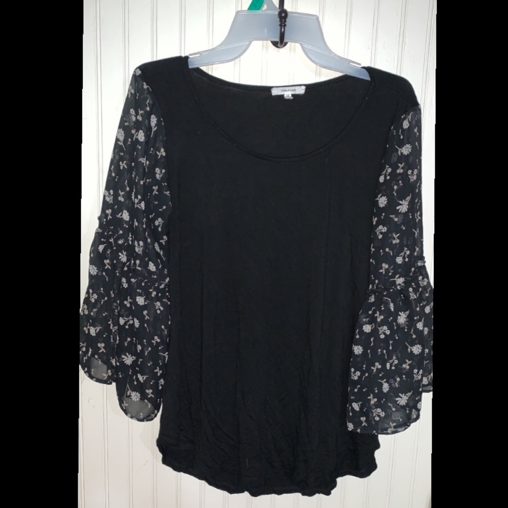 Maurices top
